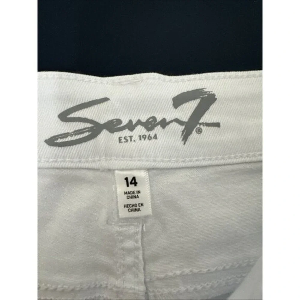 Seven7 Women's 14 Weekend Denim Shorts White NWT‎ Inseam 5: